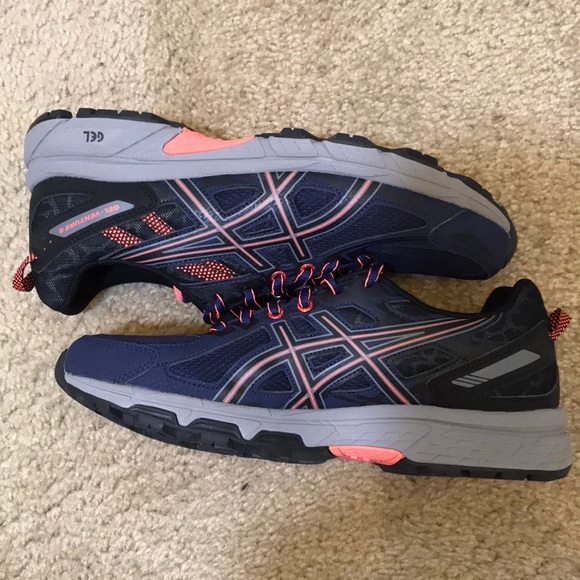 ASICS - Picture 5 of 6